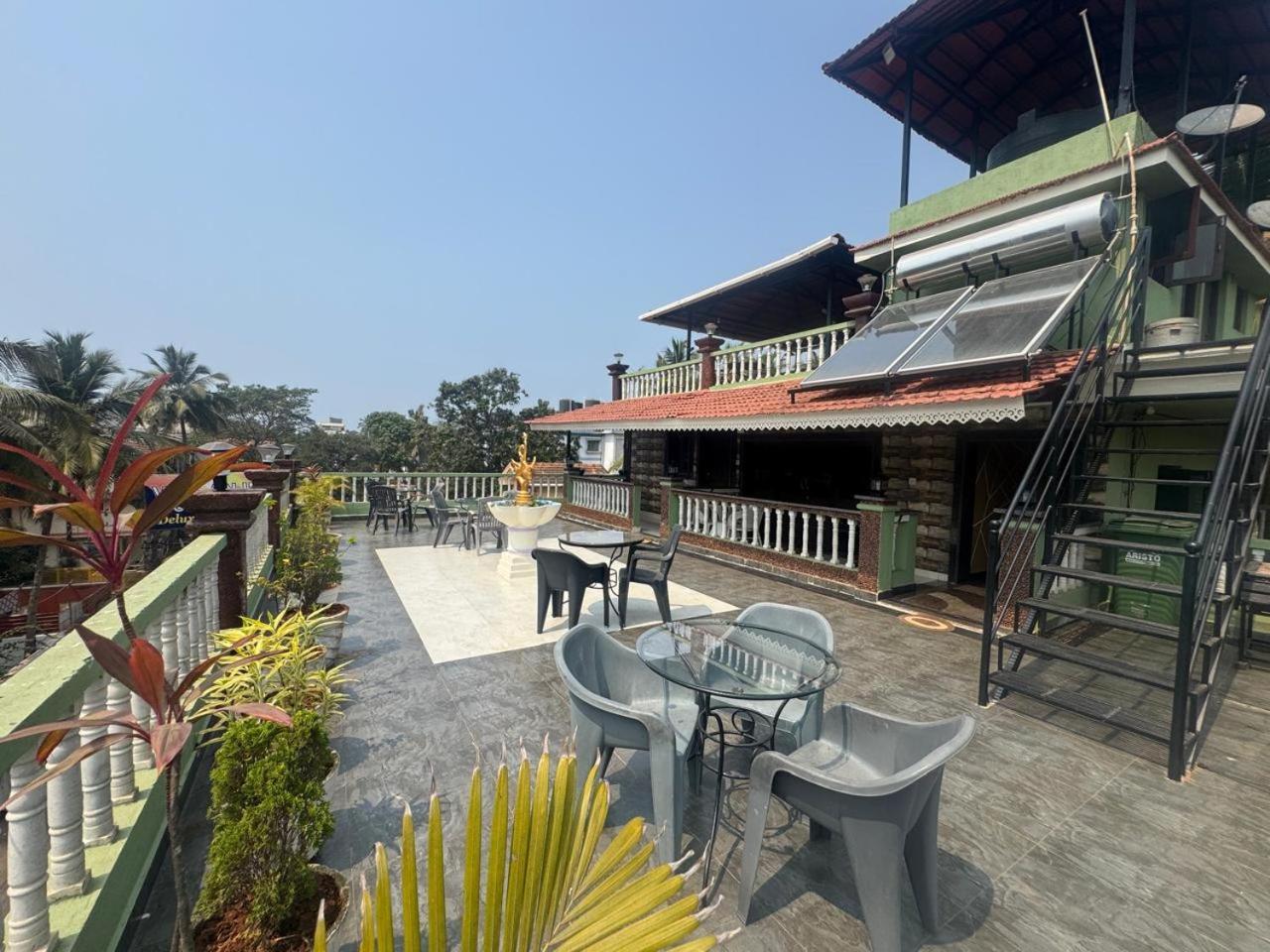 Vihaan Inn Guest House Calangute Zewnętrze zdjęcie
