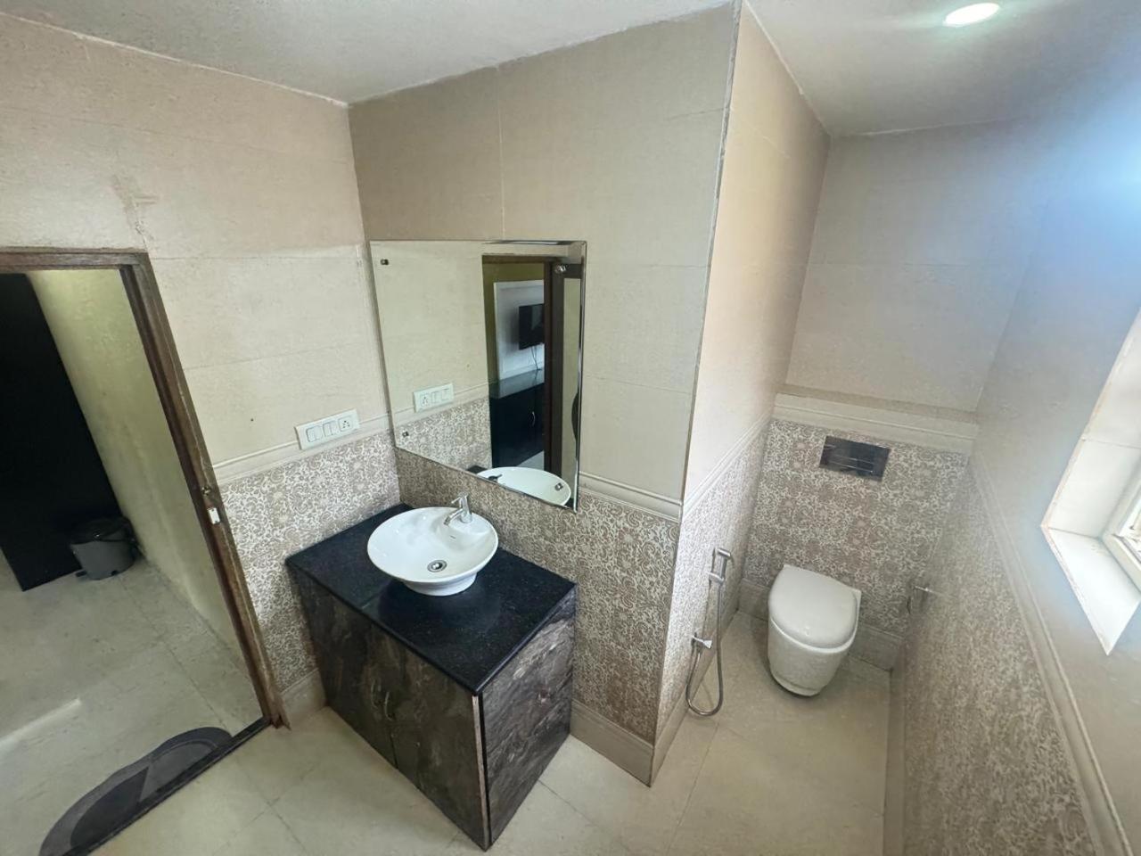 Vihaan Inn Guest House Calangute Zewnętrze zdjęcie